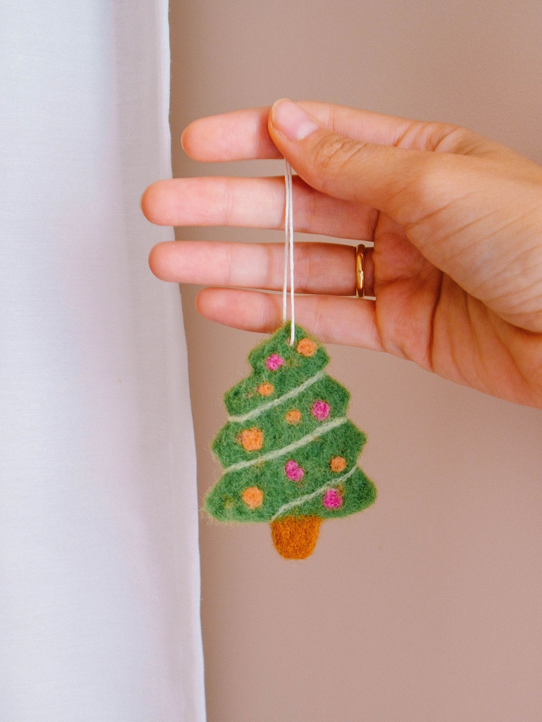 Kit Crea tu adorno navideño - Árbol - Imagen 2